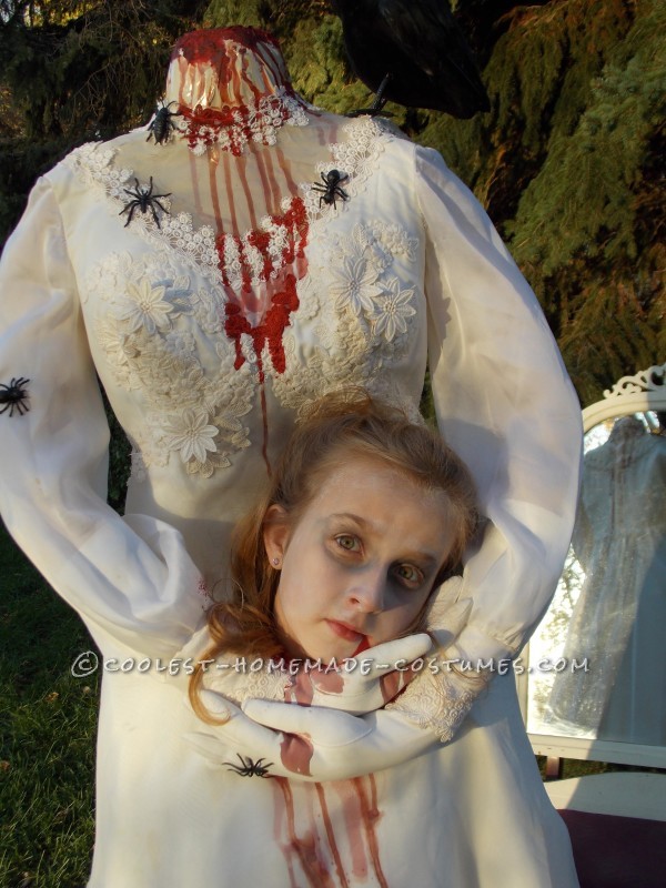 Haunting Headless Bride Costume for a 9-Year-Old Girl