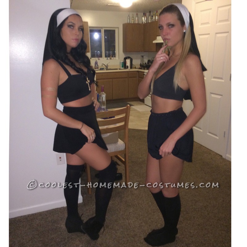 Simple Naughty Nun Couple Costume 