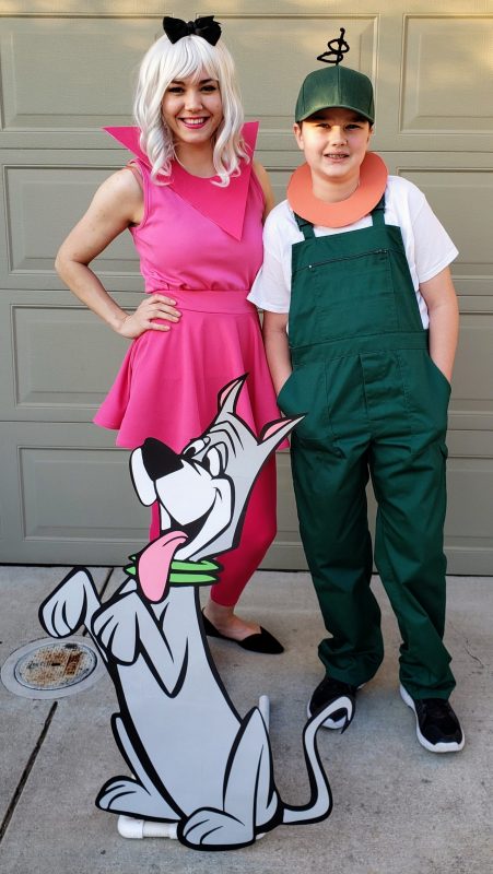 Jetsons Halloween Costumes for the Whole Family!