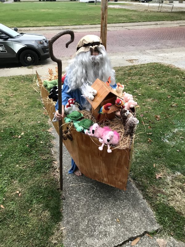 Cool DIY Noah and his Ark Costume