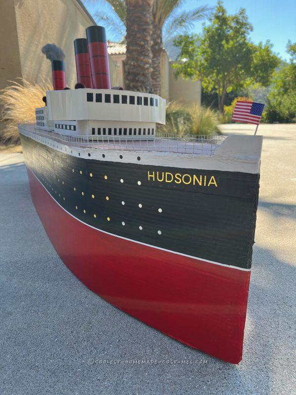 The RMS Hudsonia, a homemade Halloween Costume inspired by the RMS Titanic