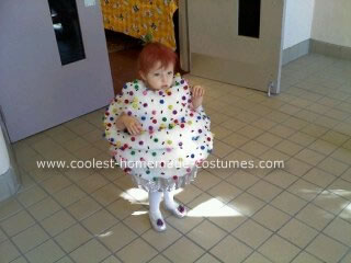 Cupcake Halloween Costumes on Coolest Homemade Cupcake Halloween Costume 19