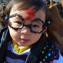 My son is 9 months old and each piece of his costume had to be made by hand.
I started with the glasses - because of his size, I wire wrapped them b