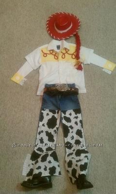 This was Halloween 2011, my daughter was 5 and a half and has been a huge fan of all the Toy Story's but that year in particular: Jesse!!
Materia