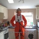 This costume is really simple and pretty cheap to make.Firstly I "borrowed" an orange overall/boiler suit from work and some 20mm black webbing,