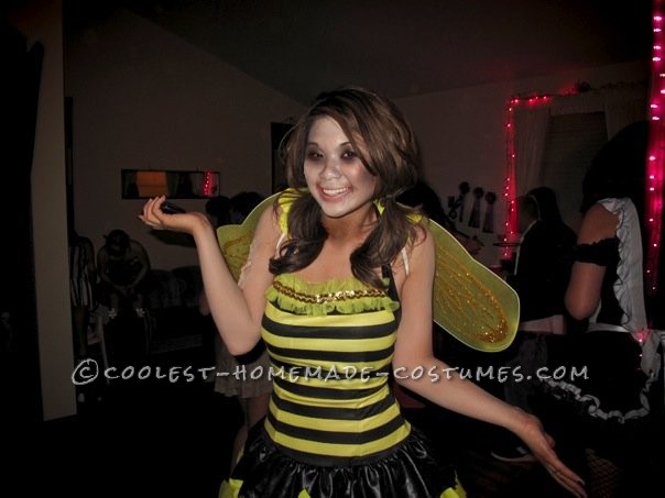 I'm a pretty "punny" person so I couldn't resist in 2009 to create a Halloween costume off this play on words. I had caught the perfect time sinc