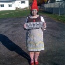 I made my zombie gnome costume from things I found at the thrift store, a Halloween shop, and some so old curtains I had at my house. I have always w
