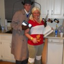 Last Halloween, my boyfriend and I racked our brains to top our award winning costume from 2010. This is what we came up with...Inspector Gadget, ful