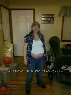 Coolest Pregnant Redneck and her Old Lady Couple Costume