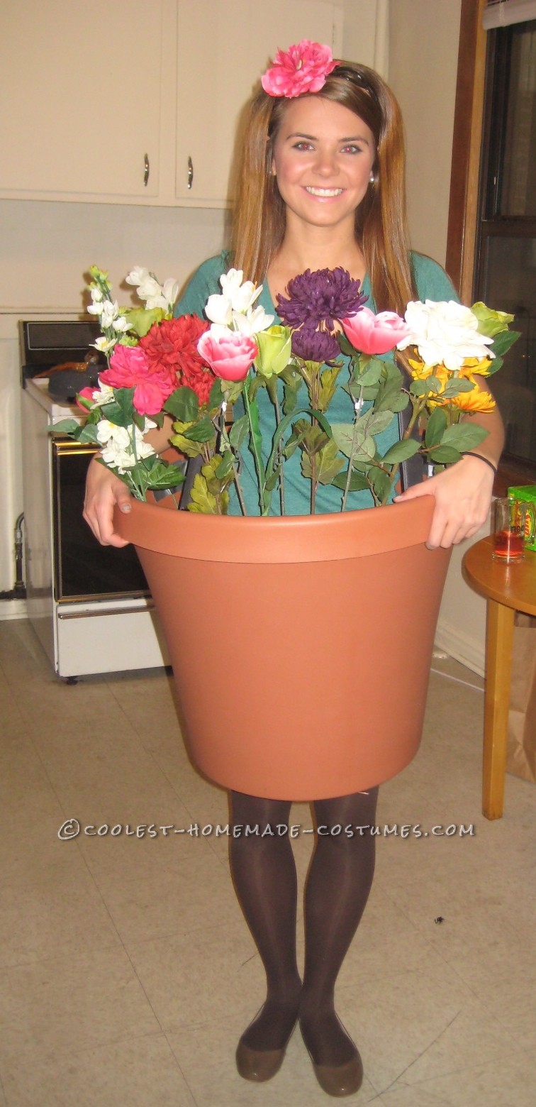 My friends and I decided to be "lawn ornaments" for Halloween, and they gave me the task of turning myself into a flower pot. I called around to a