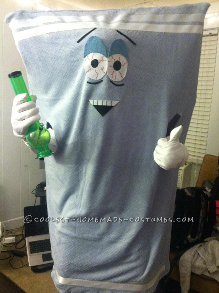 I made this costume for my boyfriend the night we were going out dressed up. About 2 hours before we were going out. I was so excited to make it, but