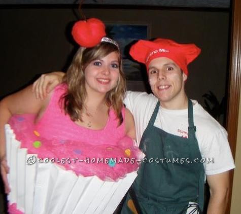 Coolest Cupcake and Baker Couple Costumes