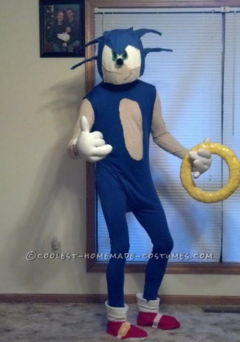 I decided to go as Sonic The Hedgehog this year, but knew I\'d run into problems. The only way to get the costume was to to make it, couldn\'t fi