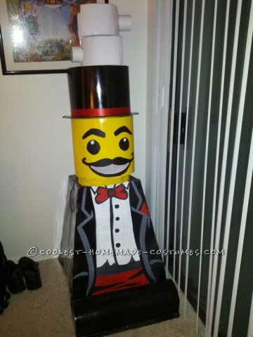 Coolest Lego Minfigure Costumes: LEGO Magician and Lego Sir