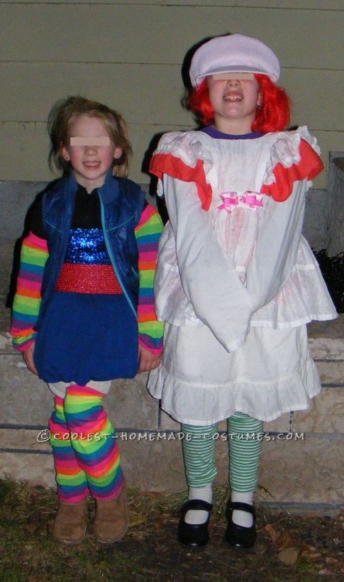 Flashback to Childhood 80’s: Rainbow Brite & Strawberry Shortcake
My two girls were my childhood dolls for Hallowe’en last year. The