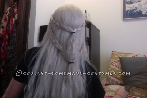 When my friend bought me an awesome white blond wig from The Five Wits for my birthday, I knew that I had to incorporate it into a rockin' Khaleesi