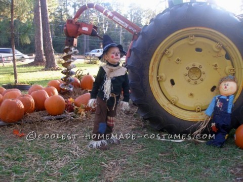 Coolest Homemade Child Scarecrow Costume from The Wizard of Oz