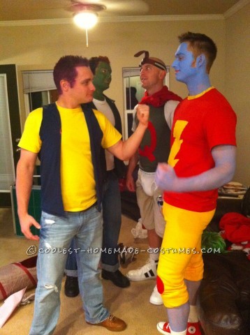 Coolest Doug! Homemade Group Halloween Costume: We sat around wondering what we should do as a group...began talking about the best old nicktoons shows of our childhood, and BOOM...Doug. Oh how we l