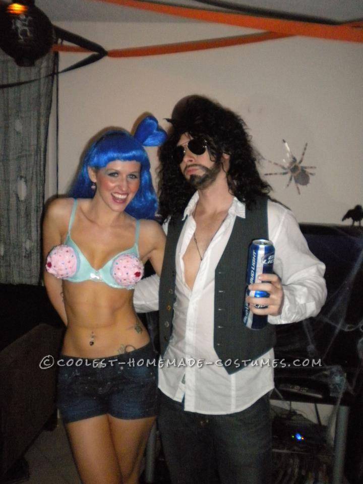 A Pre-Divorced Katy Perry and Russell Brand Couple Costume