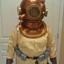 Awesome Homemade Antique Deep Sea Diver Halloween Costume: After looking for days online for the costume I wanted to make I decided on a diving costume. I also wanted it to look more aged instead of the newer