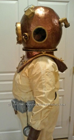 Awesome Homemade Antique Deep Sea Diver Halloween Costume: After looking for days online for the costume I wanted to make I decided on a diving costume. I also wanted it to look more aged instead of the newer