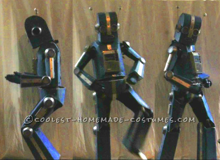 Awesome Articulated (Carboard!) Robot Costume with Tape Player