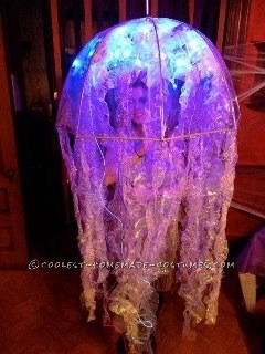 Cool Homemade Bio-Luminescent Jellyfish Costume