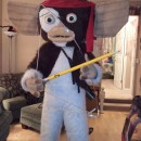 Transforming Homemade Gremlins Costume: Don't Feed Gizmo After Midnight!: One of my favorite movies as a kid was the movie Gremlins!  The movie is based on a pet named Gizmo and the chaos that surrounds him once certain rul