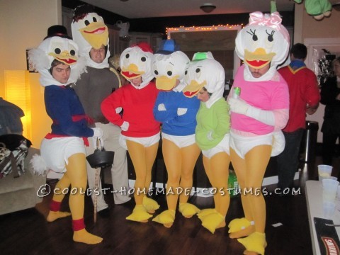 Coolest Homemade Disney Duck Family Halloween Group Costume