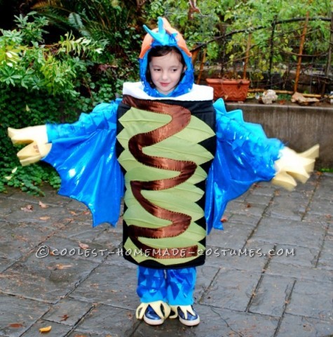 Coolest Homemade Play on Sushi Costume - Dragon Roll and Rainbow Roll: This year my girls wanted to be something fun and original for Halloween... again.  Every year my girls come up with bigger, better and more original