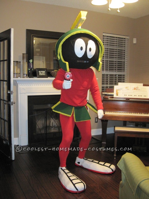 Coolest Marvin the Martian Costume
