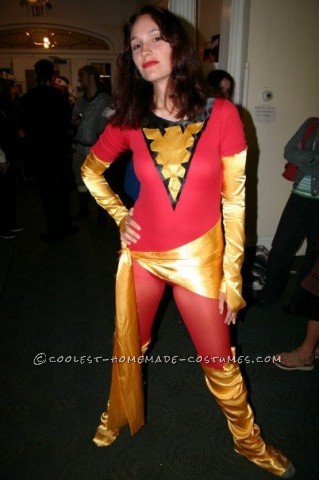 Coolest Homemade Dark Phoenix Costume from X-Men: When X-Men 3 came out a few years back, my friends began telling me how much I resembled Famke Janssen, aka Jean Grey, aka Dark Phoenix.  I never wat