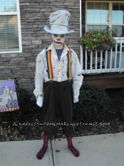 Easy Last-Minute Diabolical Clown Costume for a Tween