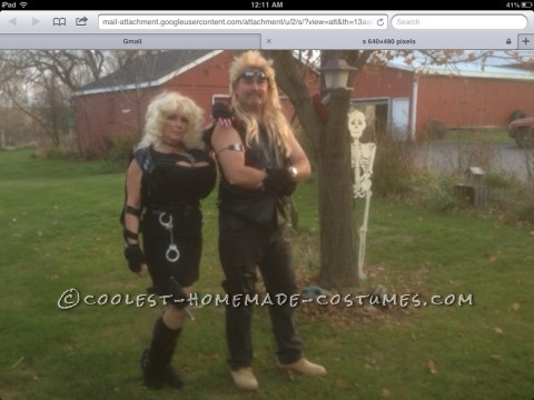 Supersized Beth and Dog the Bounty Hunter Couple Halloween Costume