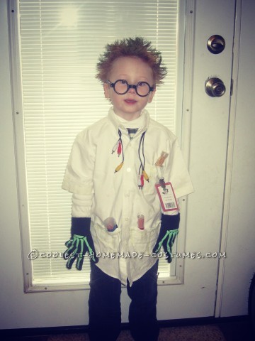 Cool Mad Scientist Costume for a Boy