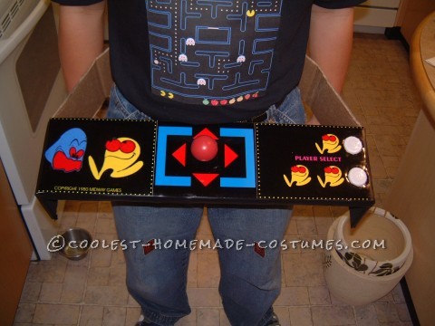 Easy and Original Pacman Machine Costume