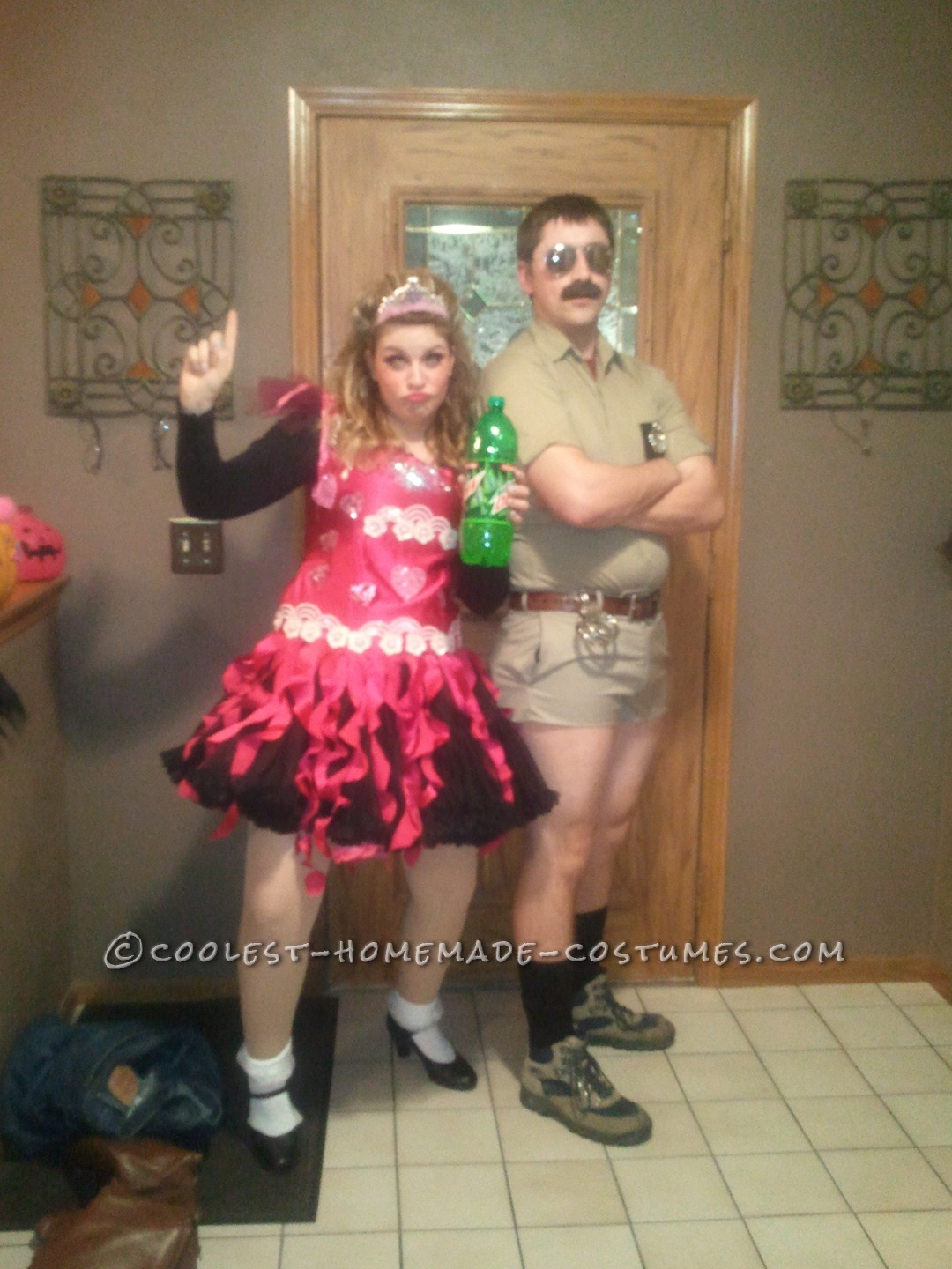 Hilarious Honey Boo Boo and Lt. Dangle Couple Costume