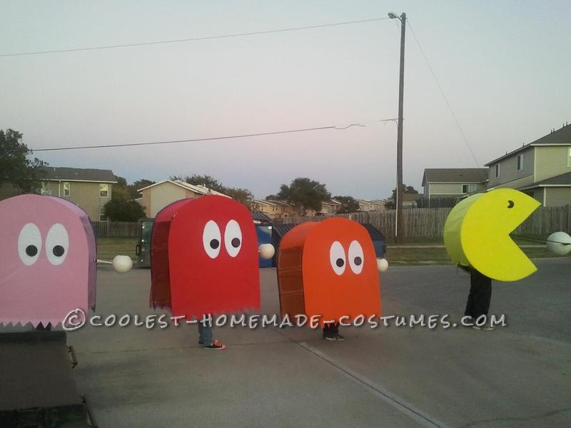 Larger than Life Pacman Family Halloween Costume