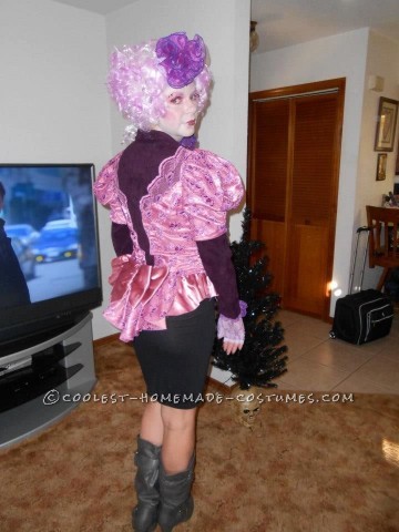 Coolest Homemade Effie Trinket from The Hunger Games Costume: This  Effie Trinket from The Hunger Games costume cost a total of $10 to make, it's amazing what you can find in you own house, I decided to do Effi