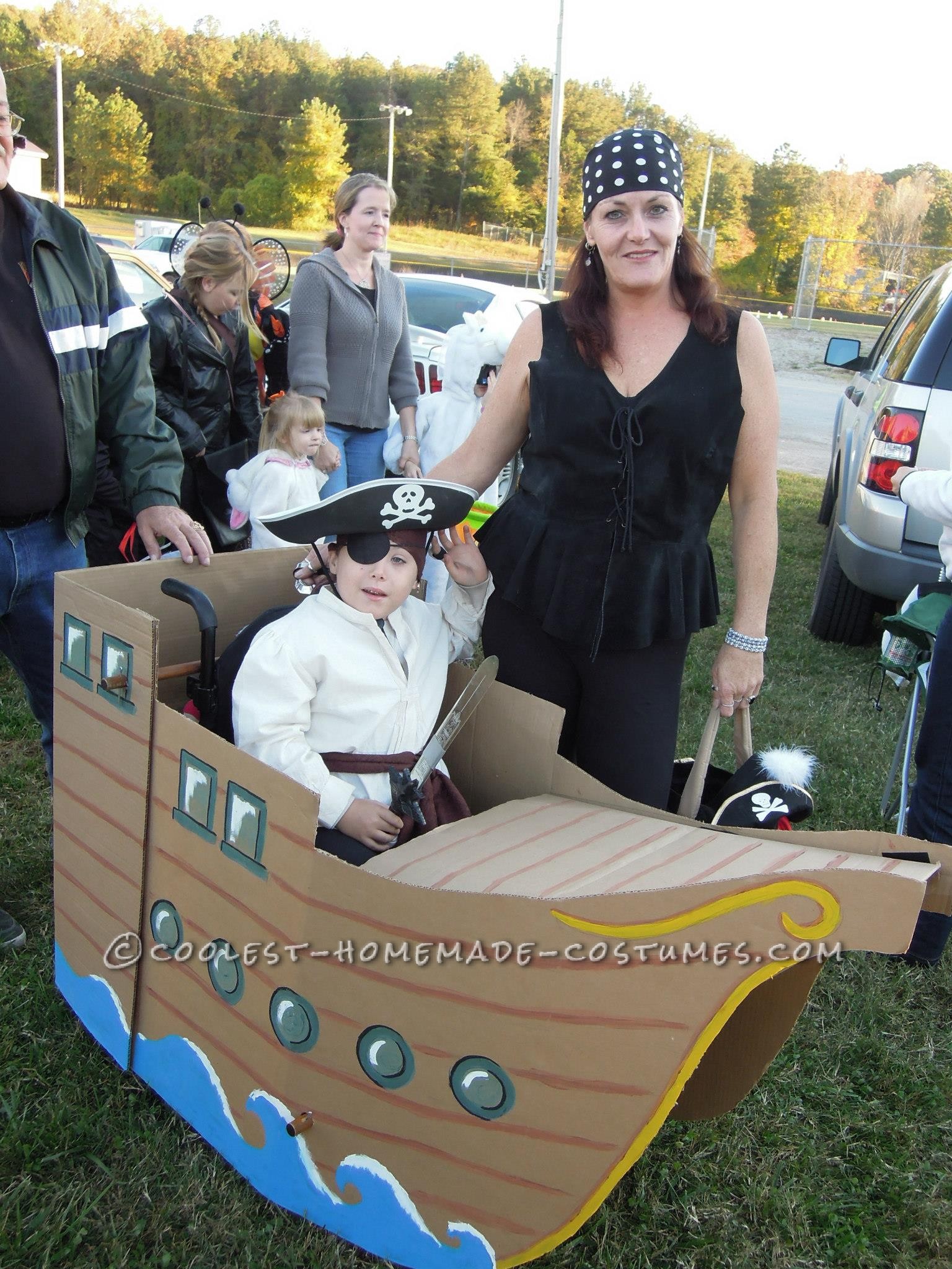 Another Halloween, another great wheelchair costume for now 6 year old William Joel!  This year I simply acquired 3 large pieces of cardboard fr