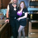 Coolest Last Minute Dog and Beth Couple Costume