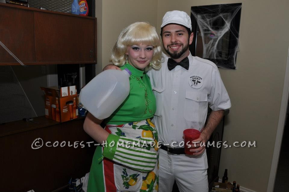 The Best Pregnant Housewife and Milkman Couple Costume!