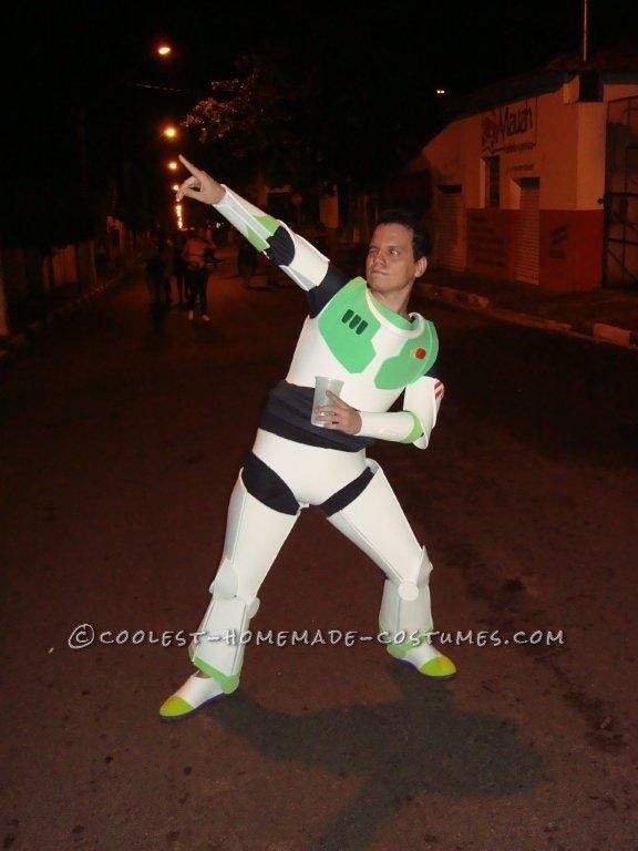 To Infinity... and Beyond! Homemade Buzz Lightyear Costume