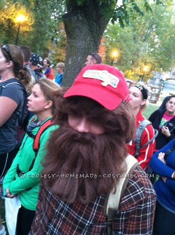 Cool Forrest Gump and Jen-nay Couple Costume