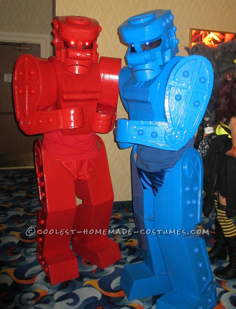 Awesome Rock 'Em Sock 'Em Robots Couple Costume