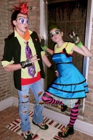 Couple Costumes Ideas for Halloween 2022  Carbon Costume  DIY Guides to  Dress Up for Cosplay  Halloween