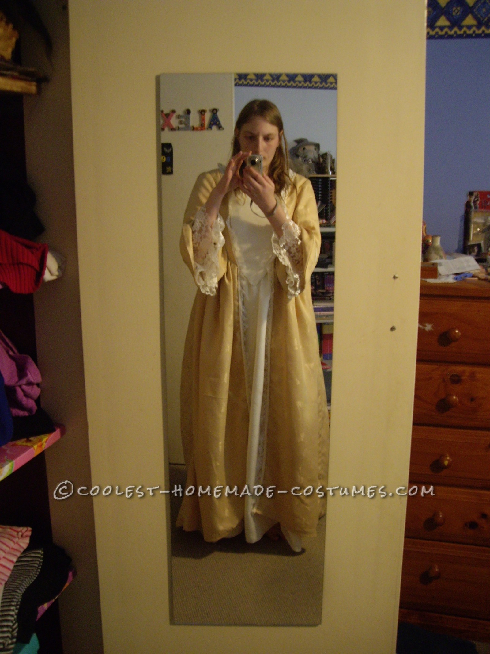 Elizabeth Swan's Golden Gown