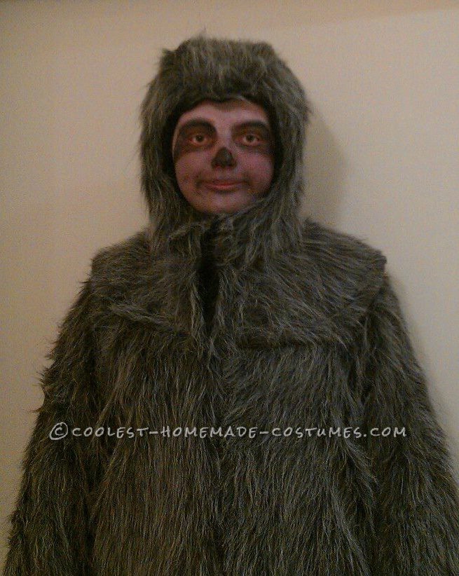 Awesome Homemade Sloth Costume