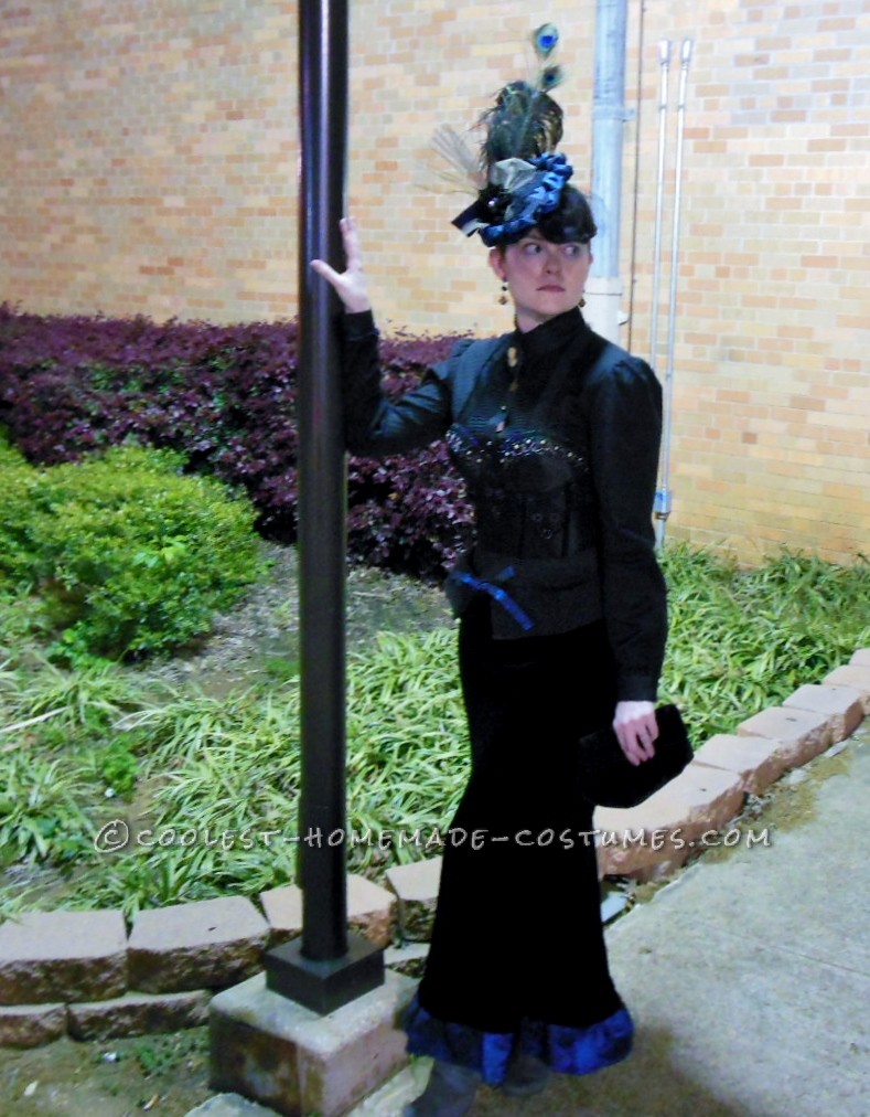 Coolest Classy Victorian Parisian Lady Costume for Women