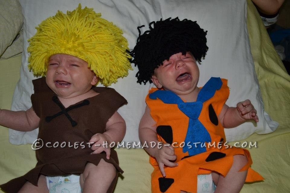 Hilarious Fred and Barney Costumes for Twin Babies